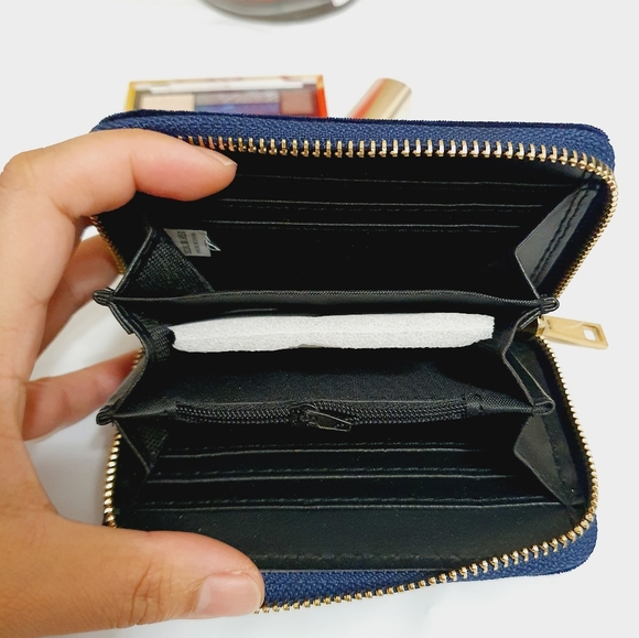 Set | MAX FACTOR Smokey Eye Kit + L'OREAL Lipstick + Wallet | All NEW - Picture 12 of 14